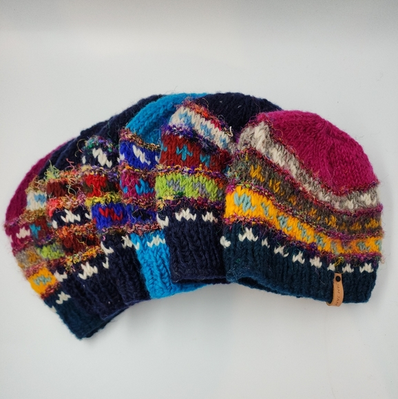 Yak wool hats, shawls, yoga blankets - Picture 2 of 2